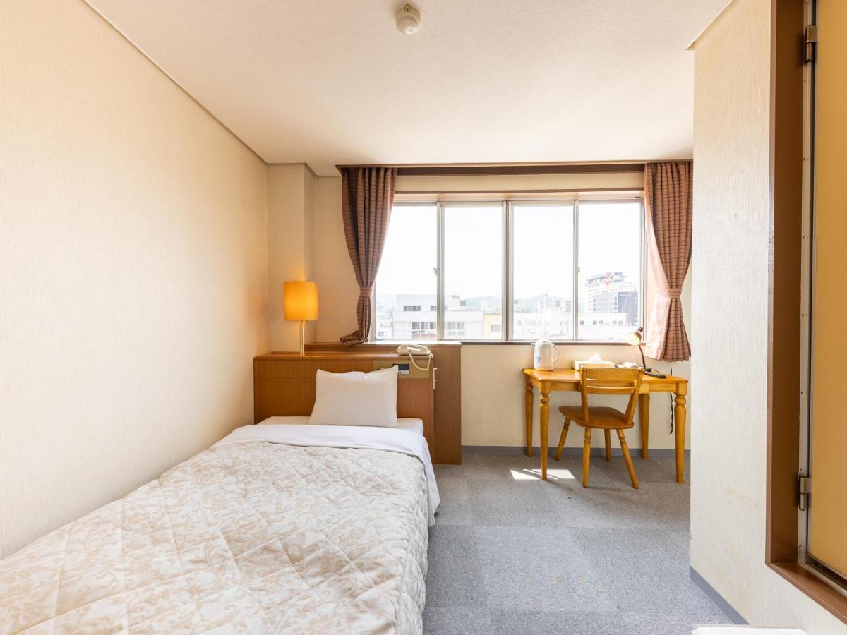 Tabist Kanko Business Hotel Matsuyama Hida Takayama Takayama  Bagian luar foto