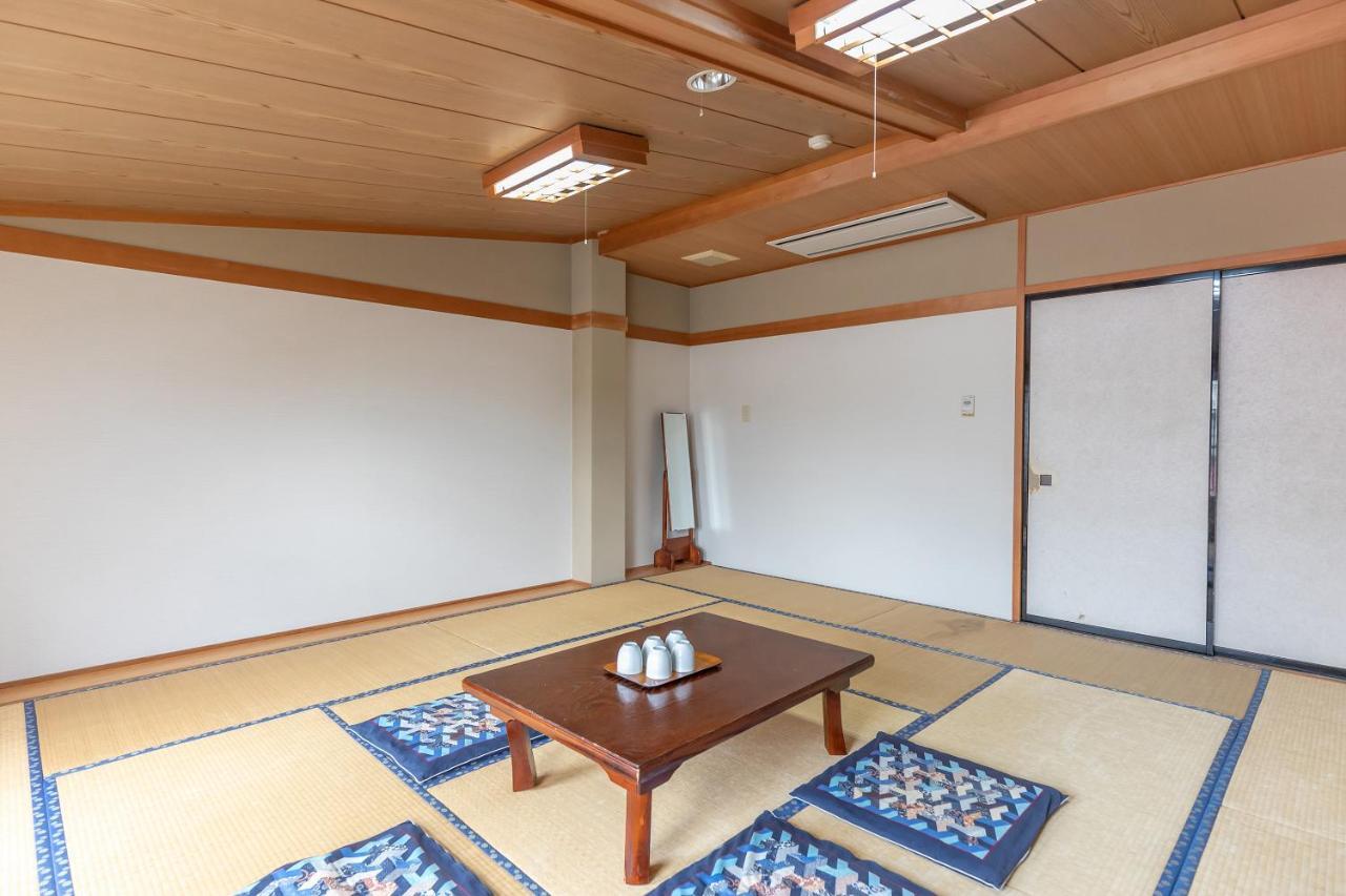 Tabist Kanko Business Hotel Matsuyama Hida Takayama Takayama  Bagian luar foto